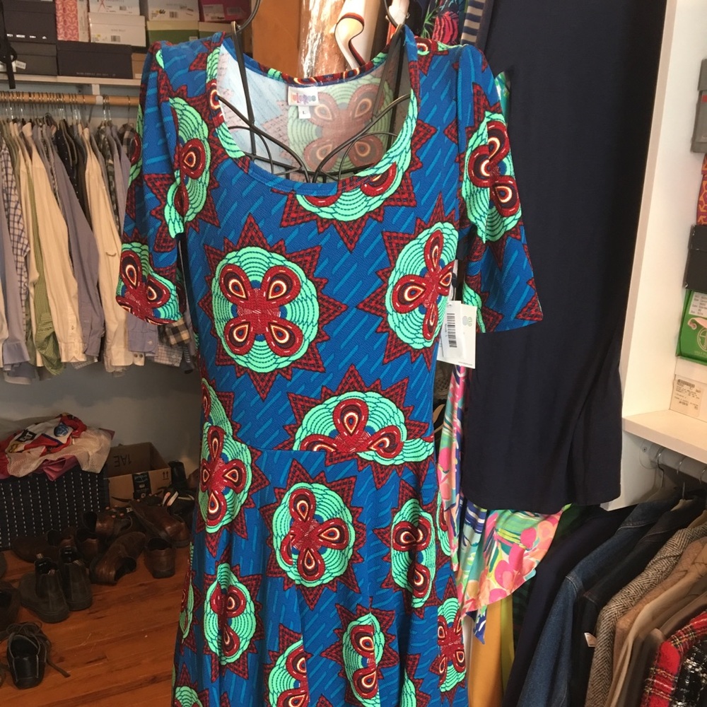 Medallion Lularoe Nicole Dress NWT Large